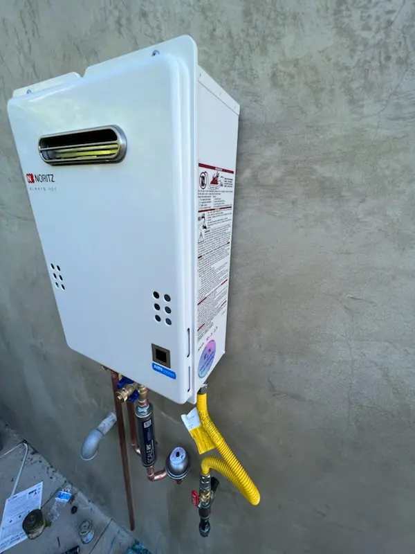 Tankless water heater installation for Wyndhurst homes
